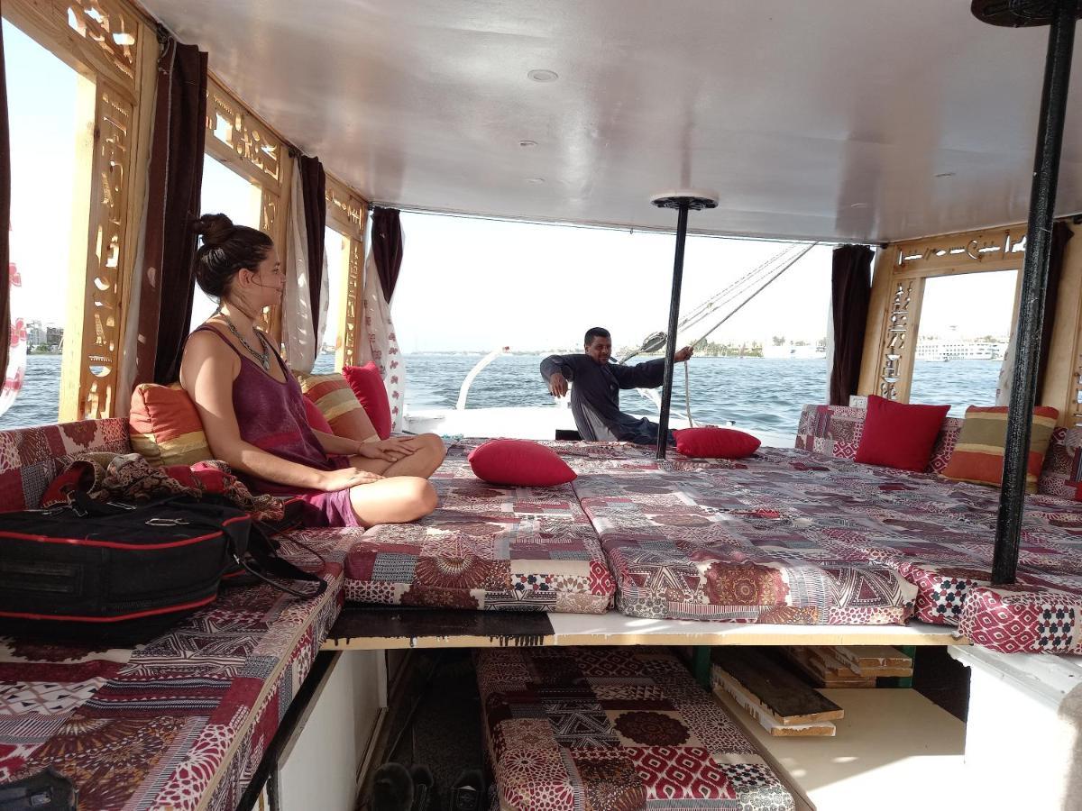 Nile Sunrise Felucca Boat Private Rental Luxor Exteriör bild