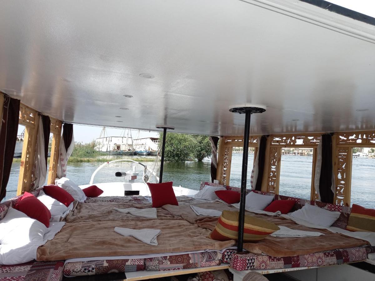Nile Sunrise Felucca Boat Private Rental Luxor Exteriör bild