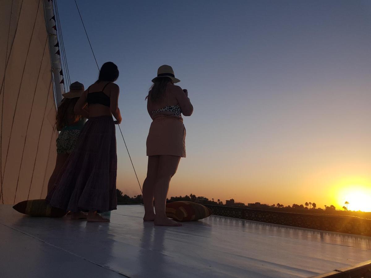 Nile Sunrise Felucca Boat Private Rental Luxor Exteriör bild