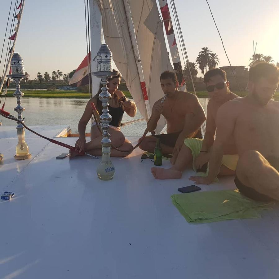 Nile Sunrise Felucca Boat Private Rental Luxor Exteriör bild